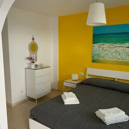 Апартаменты Playa Paraiso Ocean Front *