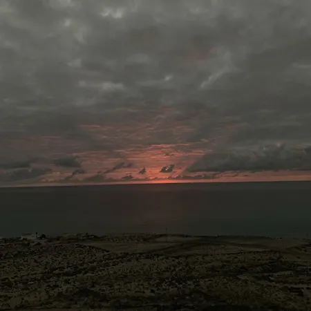 Playa Paraiso Ocean Front Апартаменты *